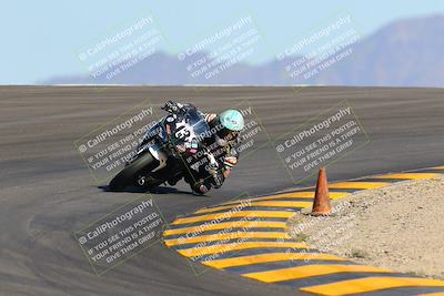 media/Oct-29-2022-CVMA (Sat) [[14c0aa3b66]]/Race 4 500 Supersport-350 Supersport/